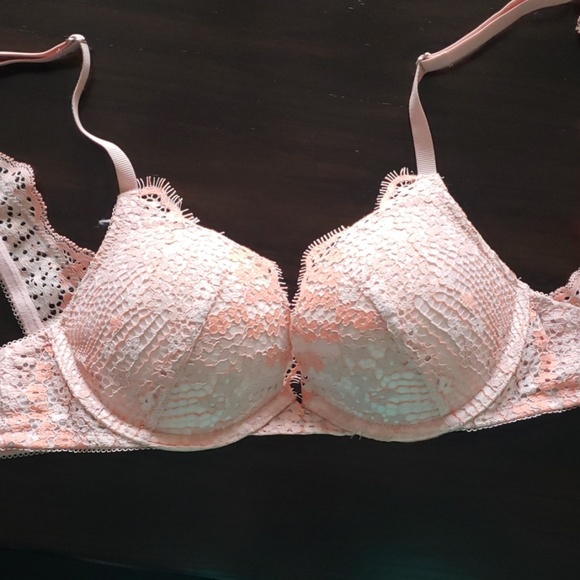 Victoria's Secret Other - 2/$10 VS Bra
